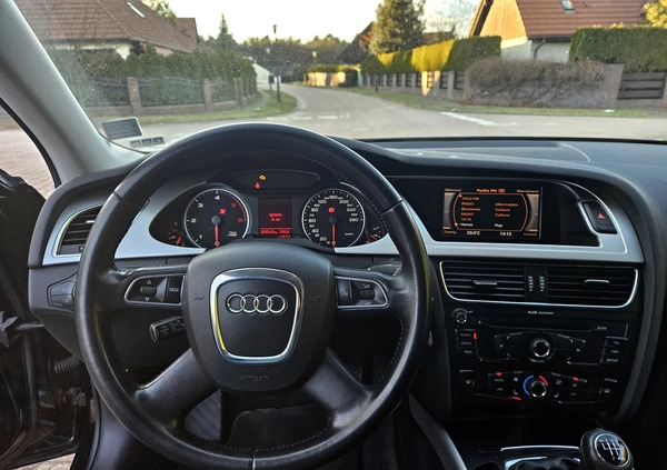 Audi A4 cena 24900 przebieg: 356543, rok produkcji 2009 z Zamość małe 172